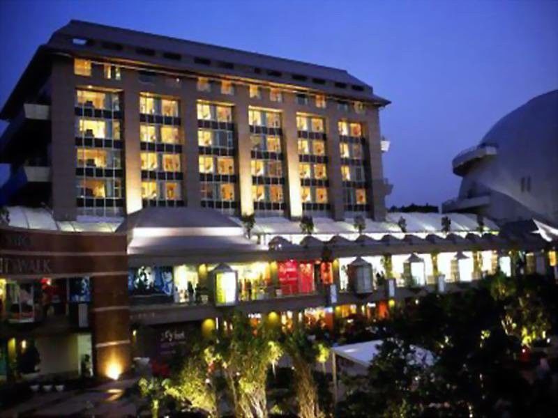 Готель Svelte Delhi, A Member Of Radisson Individuals Нью-Делі Екстер'єр фото